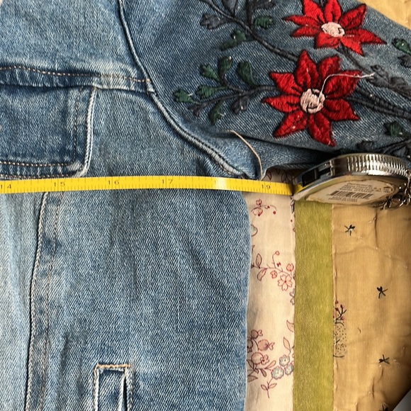 Jolt Jean Jacket w/ Embroidery S - Picture 8 of 10
